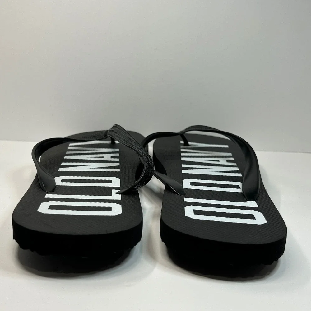 Old Navy Mens Flip Flops Black Jack‎ Print Logo Sandals 12-13 Band New